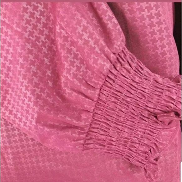 Maurices Blouse Size S Career Professional Wine - Picture 3 of 4